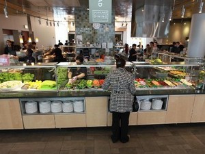 Universitas Chicago Sediakan Ragam Menu Halal Untuk Mahasiswa Muslim