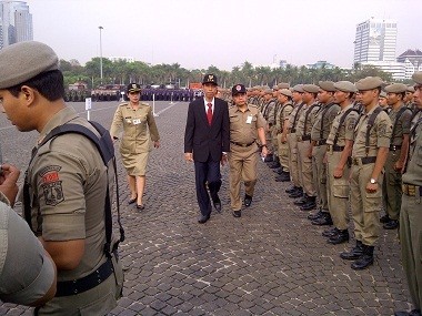 Jokowi Pimpin Apel Siaga Banjir 2012 di Lapangan Silang Monas