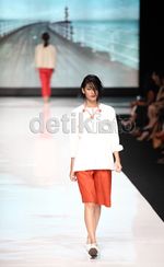 Koleksi Auguste Seosastro untuk Spring Summer 2013