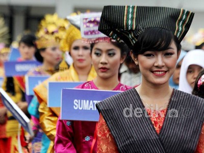 Kirab Budaya SMA Digelar di Kemenhan