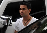 Semua manusia punya hati, hati lagi redup terpancar di aura kita. Semua juga pastilah merasakan hal ini, tuturnya. Gus Mun/detikHOT.