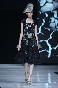 Sebastian Gunawan Bella Pietra. Jakarta Fashion Week 2013 at Plaza Senayan. Jakarta. [Foto: Mohammad Abduh/Wolipop]