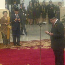 Senyum Megawati Usai Pidato SBY