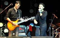 Band tanah air Andra and The Backbone ikut memeriahkan perayaan Guinness Arthurs Day. 2012 di Makassar.