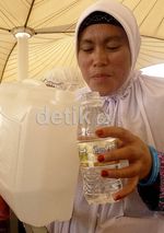 Menyelamatkan Air Zam-zam Terjaring Sweeping