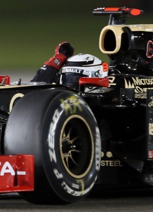 Inilah Gaya Cuek Kimi di Balik Kemudi