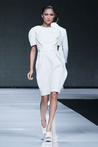 Lie Sang Bong Indonesia Today, The World Tomorrow. Jakarta Fashion Week 2013 at Plaza Senayan. Jakarta. [Foto: Mohammad Abduh/Wolipop]