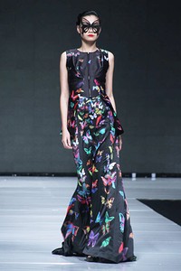 Lie Sang Bong Indonesia Today, The World Tomorrow. Jakarta Fashion Week 2013 at Plaza Senayan. Jakarta. [Foto: Mohammad Abduh/Wolipop]