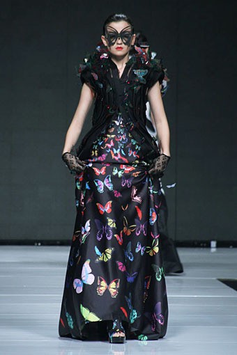 Lie Sang Bong Indonesia Today, The World Tomorrow. Jakarta Fashion Week 2013 at Plaza Senayan. Jakarta. [Foto: Mohammad Abduh/Wolipop]