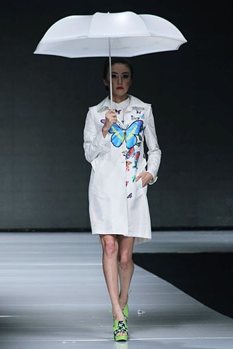 Lie Sang Bong Indonesia Today, The World Tomorrow. Jakarta Fashion Week 2013 at Plaza Senayan. Jakarta. [Foto: Mohammad Abduh/Wolipop]