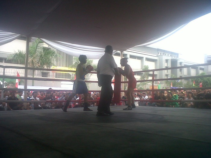 Bak Bik Buk! Adu Tinju Digelar di Rutan Cipinang