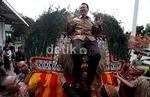 Pertama Naik Reog, Ahok Keenakan