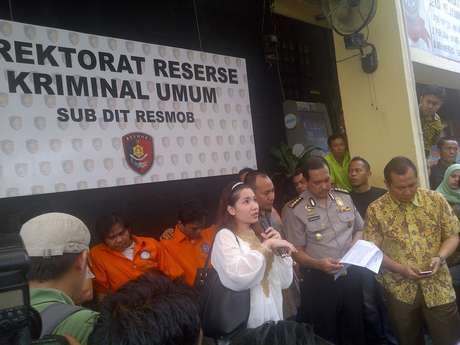 Polisi: Pelaku Perampokan di Dalam Taksi Butuh Dana untuk Lahiran Istri