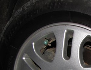 Pilih Mana Isi Ban Pakai Angin Biasa Atau Nitrogen?