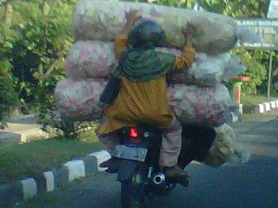 Kerupuk Berharga Nyawa