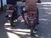 Sesuatu yang diwariskan turun temurun itu tidak sebanding dengan harga sekali pun, polisi bisa marah tidak ya? (Foto: Rifdatul Ahwal Usemahu)