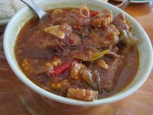 Anget Sedep Kemepul Nasi Plus Asem-asem Daging!