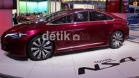 Hanya saja, NS4 kemungkinan akan mengikuti tiga konsep alternatif bahan bakar yang diungkapkan oleh Toyota di Tokyo Motor Show akhir bulan lalu.