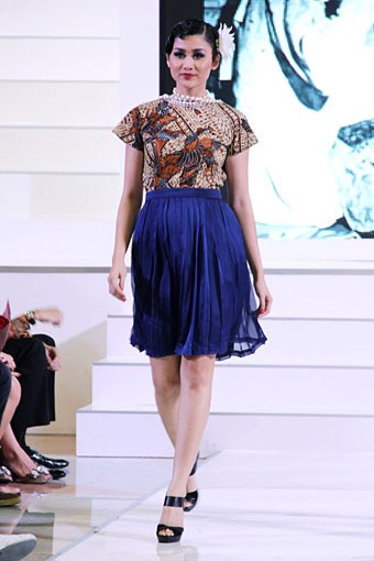 Iwet Ramadhan TikShirt. Gazia Glitz & Glam. Jakarta Fashion Week 2013 at Plaza Senayan. Jakarta. [Foto: Mohammad Abduh/Wolipop]