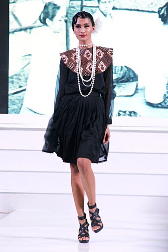 Iwet Ramadhan TikShirt. Gazia Glitz & Glam. Jakarta Fashion Week 2013 at Plaza Senayan. Jakarta. [Foto: Mohammad Abduh/Wolipop]