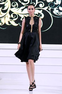 Luna Maya Luna Maya for Hardware. Gazia Glitz & Glam. Jakarta Fashion Week 2013 at Plaza Senayan. Jakarta. [Foto: Mohammad Abduh/Wolipop]