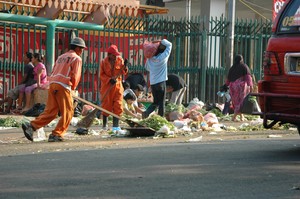 Bersih- Bersih Pasarku