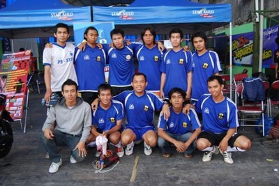 KAMPRET FC