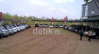Para pengunjung yang hadir dalam acara tersebut sebagian besar adalah siswa-siswi SMK.