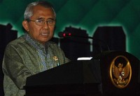 Menteri Pekerjaan Umum Djoko Kirmanto memberikan sambutan dalam acara peringatan gerakan nasional peduli tata ruang (Haritaru) di Jakarta. rizal haryadi