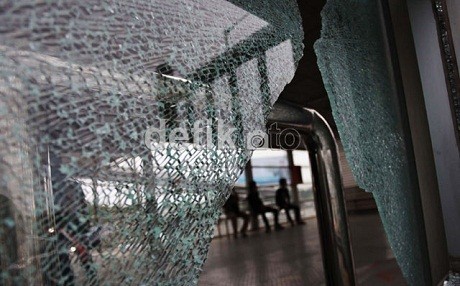 2 Halte Busway di Pancoran Dirusak, Aktivitas Penumpang Tetap Normal