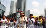 Syahrini Nyanyi Bareng Teman Teristimewa