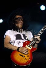 RI 1 Tampil Gahar di RockFest 2012