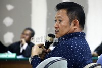 Amran Batalipu menjalani sidang lanjutan dengan agenda keterangan saksi. Ramses/detikcom.