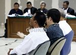 Bupati Buol Bantah Terima Rp 1 M