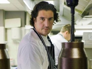 Chef dari Two Star Michelin Restaurant Ini Ribut dengan Pelanggan di Twitter