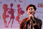 Cakra Khan Bikin Ibu-Ibu & ABG Galau