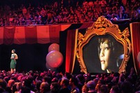 Whitney Houston dinobatkan sebagai Global Icon. Arne Dedert/DPA/AFP.