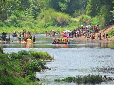 Festival Getek Digelar di Bengawan Solo