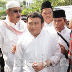 PKB Tak Lirik Rhoma Irama