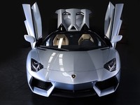 Lamborghini mengklaim mobil ini merupakan roadster mereka yang paling menarik dan menetapkan standar baru di segmen mobil mewah beratap terbuka. (Lamborghini)