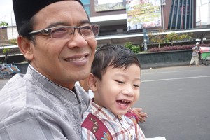Ayahku, Pahlawanku.