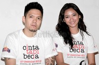 Reza dan Agni sebagai pemeran utama dalam Cinta Tapi Beda.