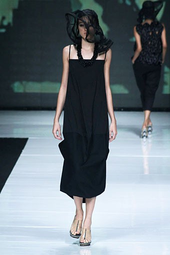 Oscar Lawalata Koleksi Couture. Jakarta Fashion Week 2013 at Plaza Senayan. Jakarta. [Foto: Mohammad Abduh/Wolipop]