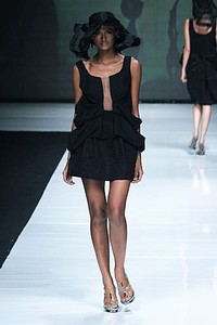 Oscar Lawalata Koleksi Couture. Jakarta Fashion Week 2013 at Plaza Senayan. Jakarta. [Foto: Mohammad Abduh/Wolipop]