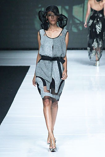 Oscar Lawalata Koleksi Couture. Jakarta Fashion Week 2013 at Plaza Senayan. Jakarta. [Foto: Mohammad Abduh/Wolipop]