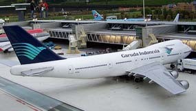 Bawa 20 Unit iPhone, Pramugari Garuda Indonesia Dipecat