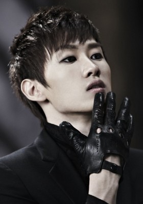 5 Seleb Ini Pernah Mampir di Hidup Eunhyuk SuJu
