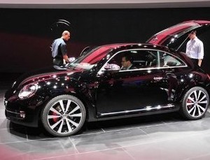 VW Beetle Fender Karya Anak Bangsa Resmi Dijual