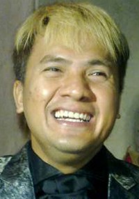 Saat 5 Pedangdut Indonesia Berambut Pirang