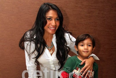 Gugat Cerai Suami, Anne J Cotto Bungkam